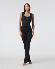 Vuori AllTheFeels™ Slim Flare - Short