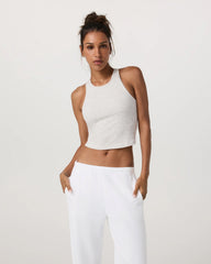 Pose Plyo Tank