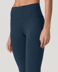 Inversion Rib Legging