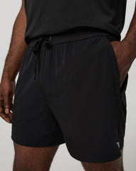 Course Short Unlined 5"