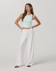 Pose Plyo Tank